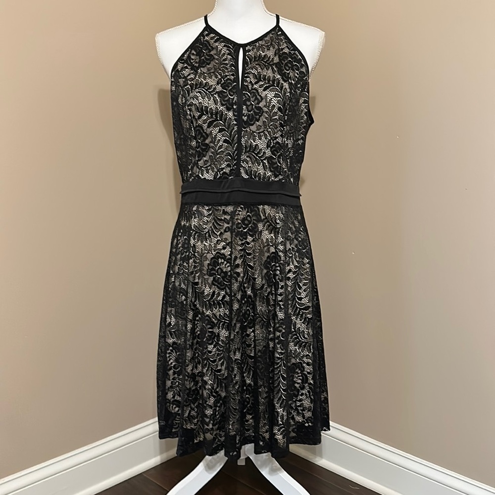Women’s Lace dress